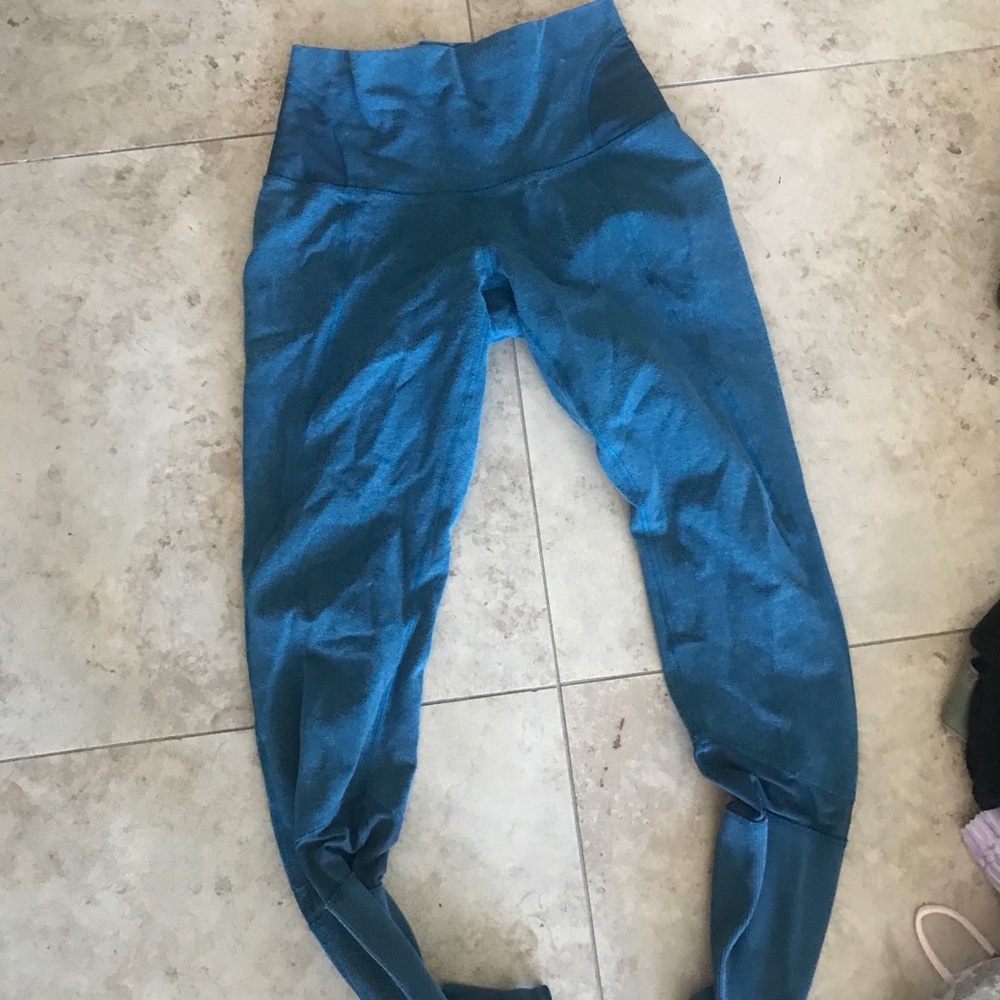 Discontinued lululemon leggings with stirrups